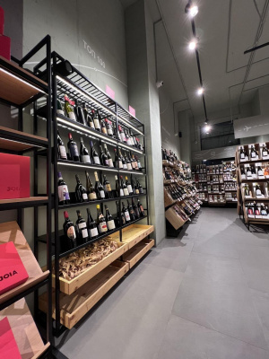 Мы расширяемся: третья винотека JOIA Wine Store в Москве