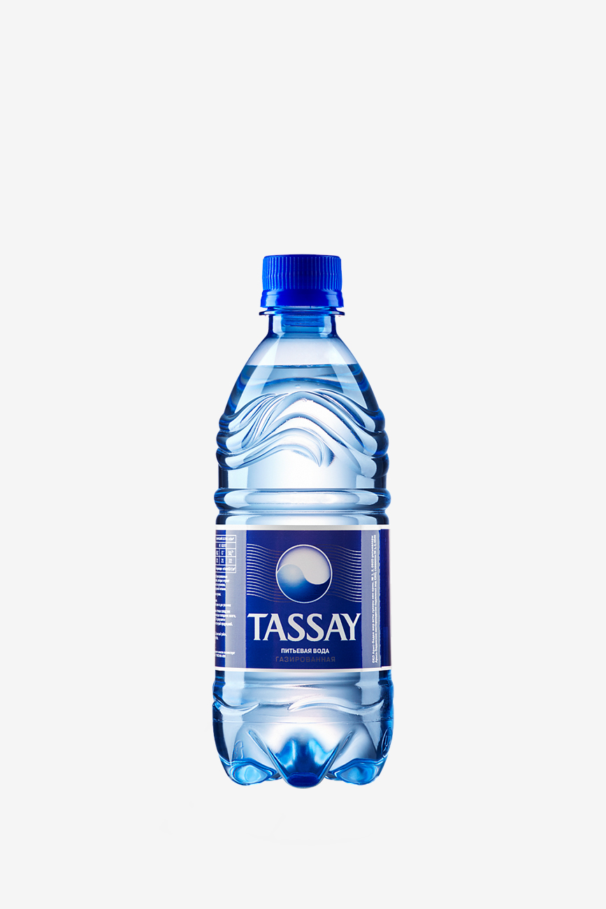 Вода Тассай, газированная, в пластиковой бутылке, 0.5л